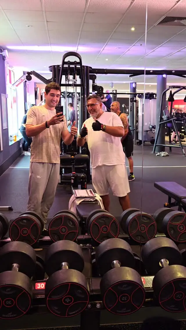 Ich gemeinsam mit einem Kunden nach dem Personal Training